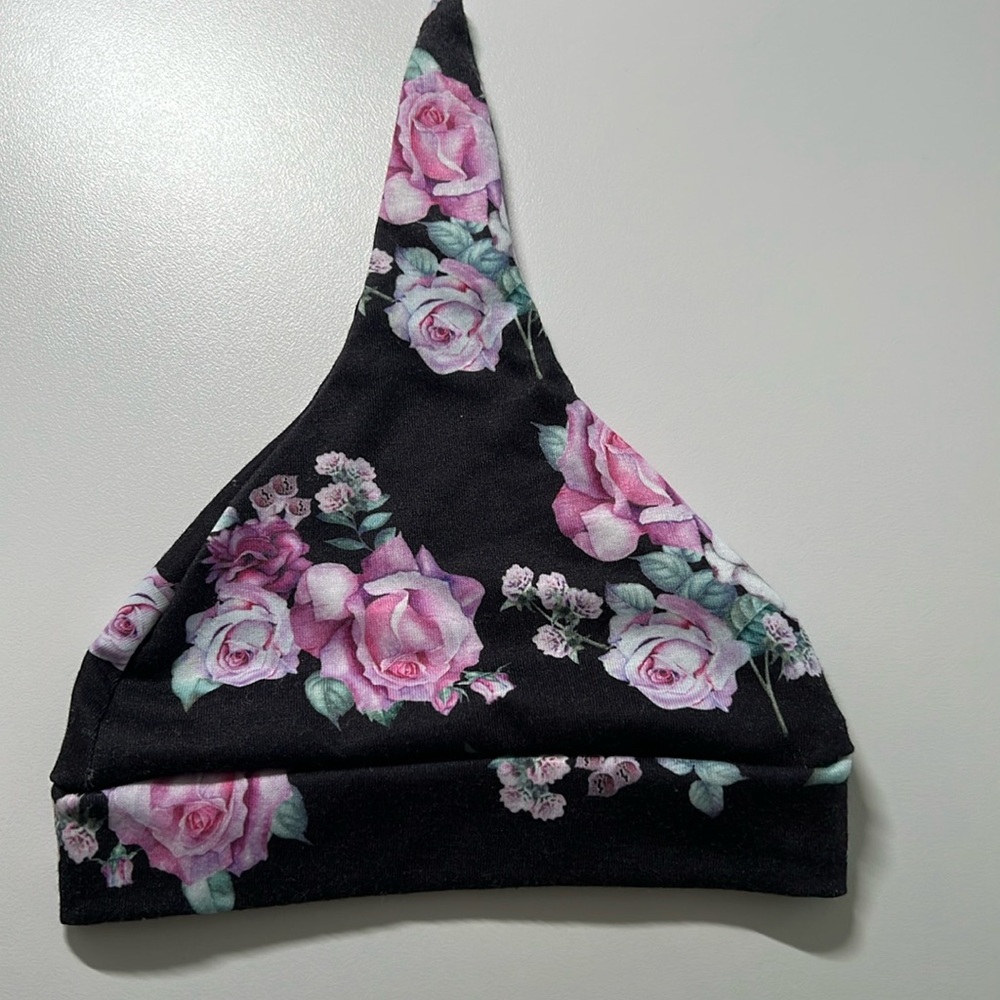 NWOT pants and matching baby stocking hat, 6-9M